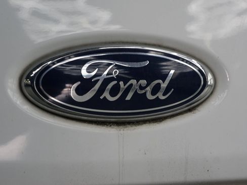 Used 2020 Ford Transit 250 Medium Roof image 8