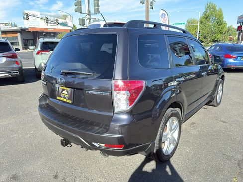 Used 2010 Subaru Forester 2.5X Limited AWD/4WD image 7