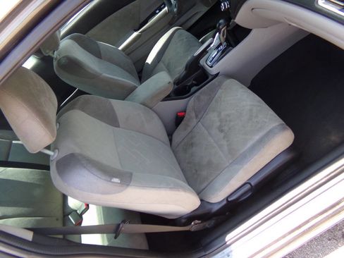 Used 2013 Honda Civic LX image 18