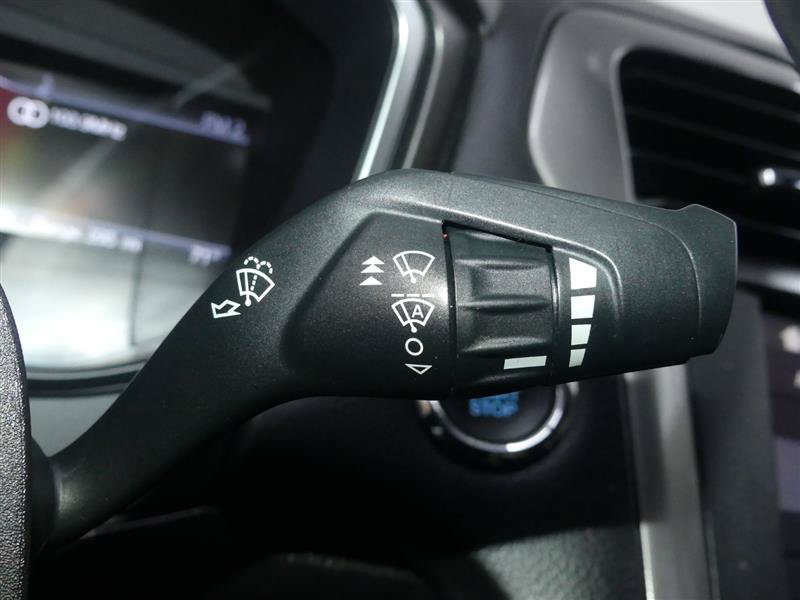 Used 2019 Ford Fusion SE FWD image 33