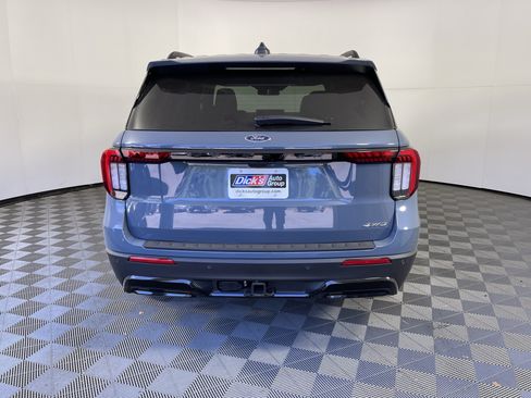 New 2026 Ford Explorer ST-Line w/ ST-Line Street Pack AWD/4WD image 4