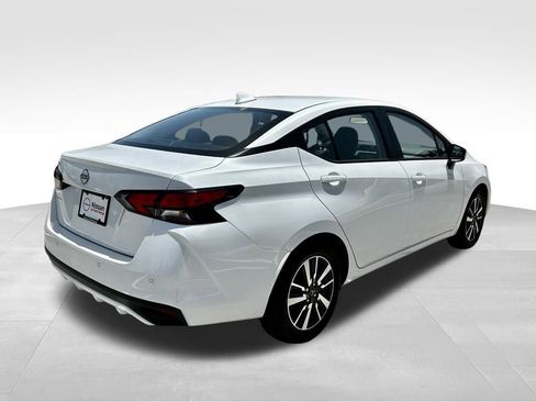 New 2025 Nissan Versa SV image 7