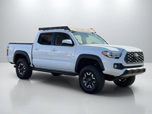 Used 2020 Toyota Tacoma TRD Off-Road w/ Technology Package RWD image 13