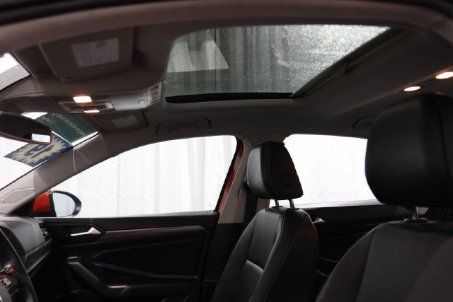 Used 2019 Volkswagen Jetta SEL FWD image 22