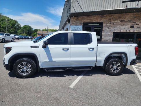 Used 2024 GMC Sierra 1500 Pro w/ Pro Value Package AWD/4WD image 2
