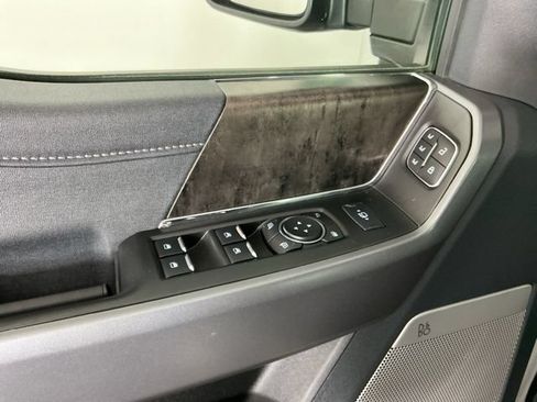 Used 2025 Ford F450 Lariat w/ FX4 Off-Road Package AWD/4WD image 16