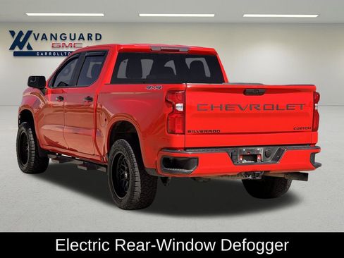 Used 2020 Chevrolet Silverado 1500 Custom w/ Custom Value Package image 8