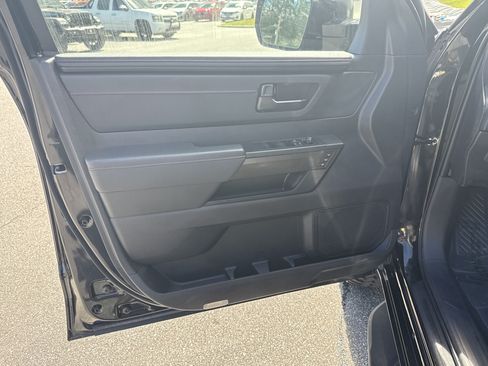 Used 2025 Toyota Tundra TRD Pro AWD/4WD image 11