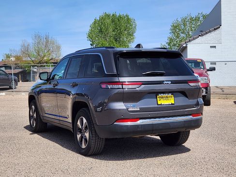 Used 2024 Jeep Grand Cherokee Limited 4xe AWD/4WD image 3