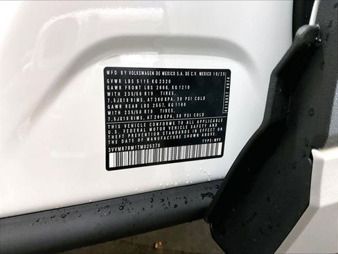 New 2026 Volkswagen Tiguan SE image 35