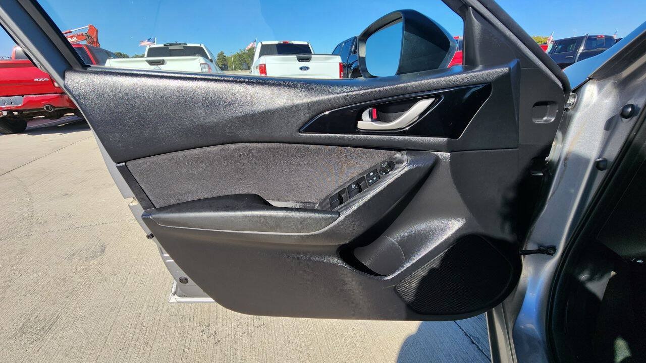 Used 2014 MAZDA MAZDA3 i Sport FWD image 11