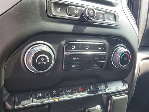 Used 2025 Chevrolet Silverado 1500 Custom w/ Turbomax Blackout Package RWD image 23