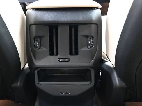 Used 2025 BMW X3 xDrive30i w/ Premium Package AWD/4WD image 16