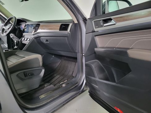 Used 2021 Volkswagen Atlas SEL Premium image 27