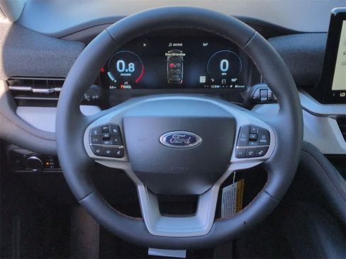 New 2026 Ford Explorer Active image 23