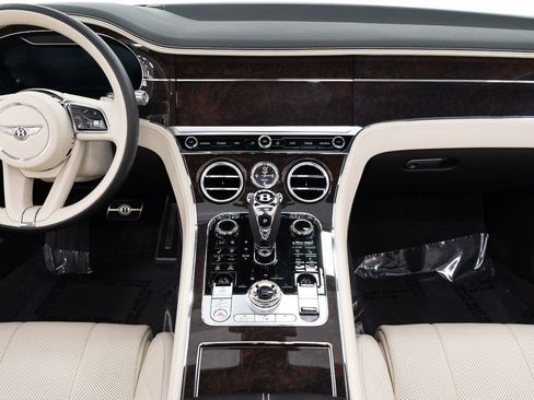 Used 2023 Bentley Continental GT Azure AWD/4WD image 35
