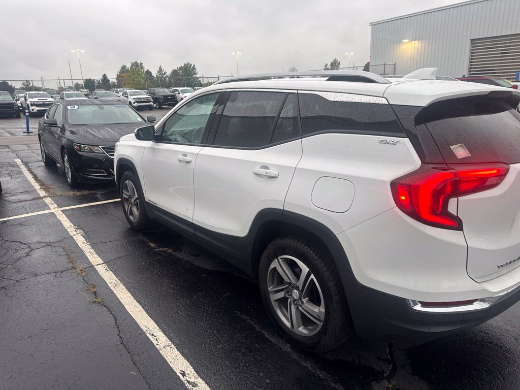 Used 2020 GMC Terrain SLT AWD/4WD image 11