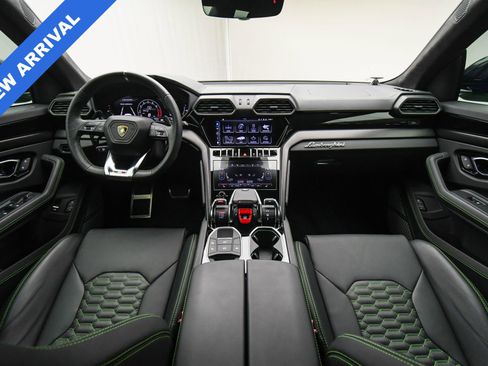 Used 2023 Lamborghini Urus S image 13