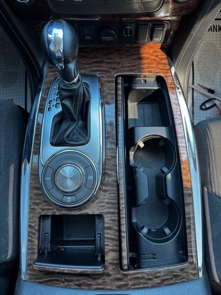 Used 2020 Nissan Armada SV w/ Driver Package RWD image 27