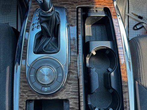 Used 2020 Nissan Armada SV w/ Driver Package RWD image 27