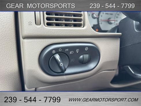 Used 2005 Mercury Mountaineer Convenience image 33