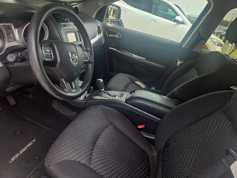 Used 2015 Dodge Journey SXT w/ Flexible Seating Group FWD image 5