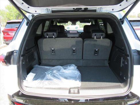 New 2026 Buick Enclave Sport Touring w/ Power Package FWD image 33