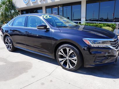 Used 2022 Volkswagen Passat 2.0T SE