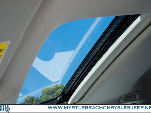 Used 2023 Honda Civic EX-L image 18