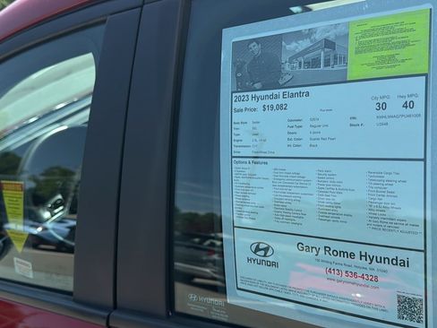 Used 2023 Hyundai Elantra SEL FWD image 27