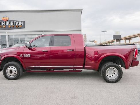 Used 2017 RAM 3500 Laramie Longhorn AWD/4WD image 14