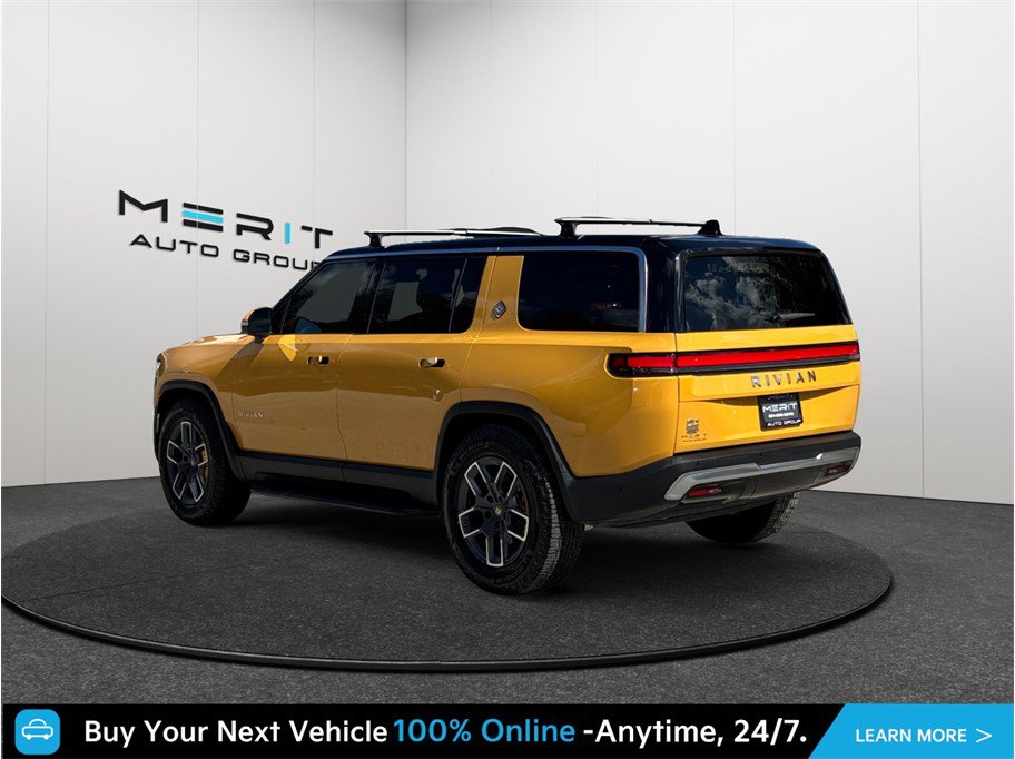 Used 2023 Rivian R1S AWD Adventure Quad image 7