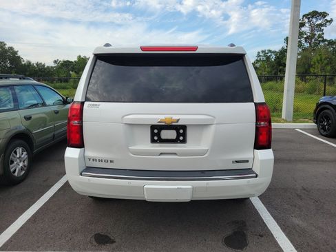 Used 2018 Chevrolet Tahoe Premier RWD image 9