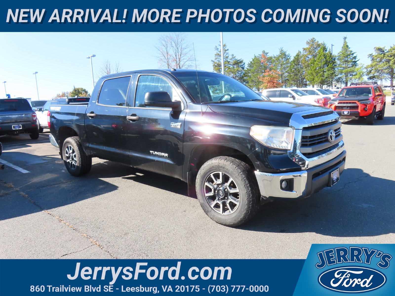 Used 2015 Toyota Tundra SR5 w/ TRD Off Road Package AWD/4WD image 1