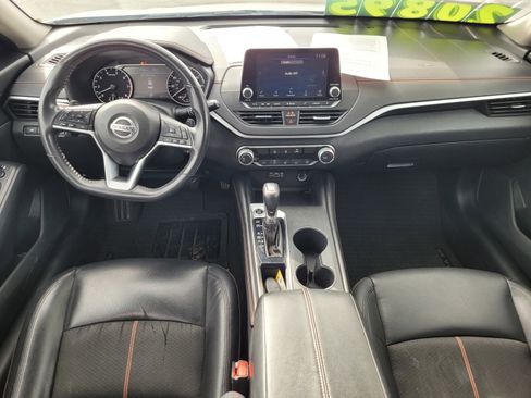 Used 2022 Nissan Altima 2.5 SR image 13
