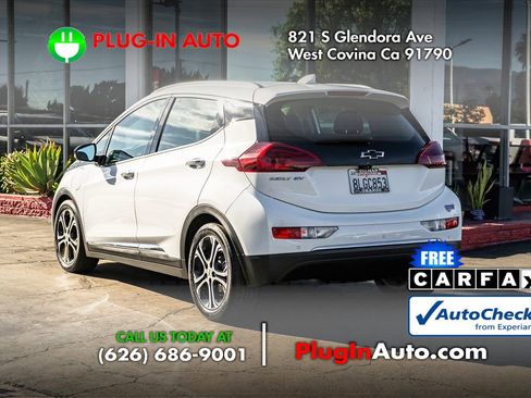 Used 2019 Chevrolet Bolt Premier w/ Infotainment Package image 2