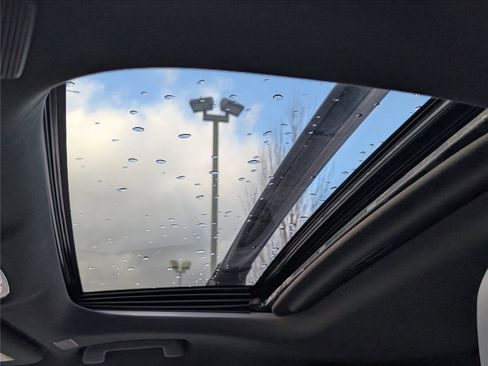 Used 2024 Lexus RX 350 Premium image 19