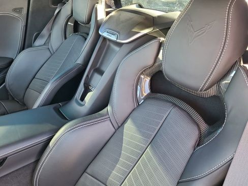 Used 2023 Chevrolet Corvette Stingray Premium Cpe w/ Z51 Performance Package image 15