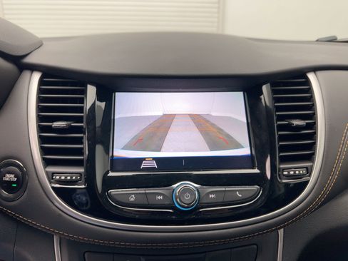 Certified 2022 Chevrolet Trax LT w/ Sport Edition image 22