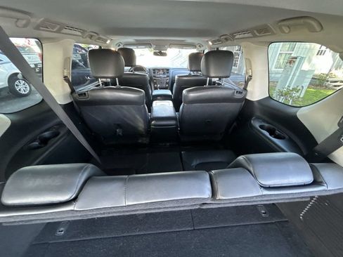 Used 2020 Nissan Armada SL w/ Premium Package RWD image 24