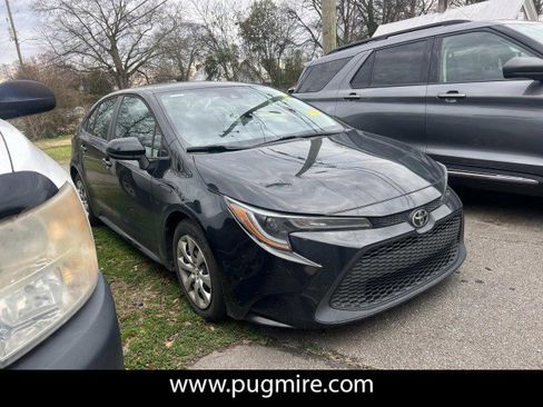 Used 2022 Toyota Corolla LE image 1