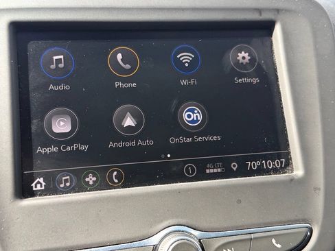 Used 2021 Chevrolet Equinox LS FWD image 22