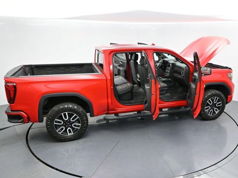 Used 2021 GMC Sierra 1500 AT4 w/ Technology Package AWD/4WD image 44