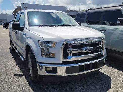 Used 2017 Ford F150 XLT RWD image 2