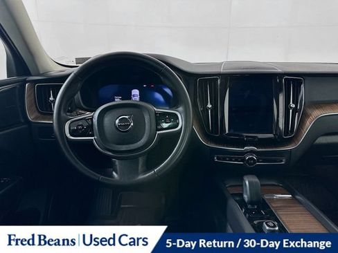 Used 2023 Volvo XC60 B5 Plus w/ Climate Package AWD/4WD image 29