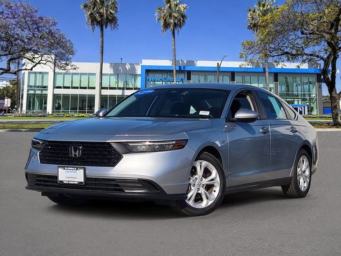 Certified 2025 Honda Accord LX image 1