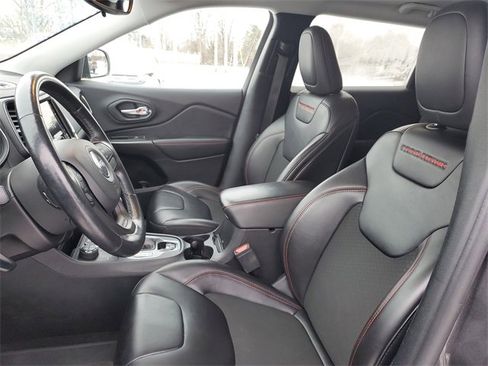 Used 2020 Jeep Cherokee Trailhawk w/ Cold Weather Group image 20