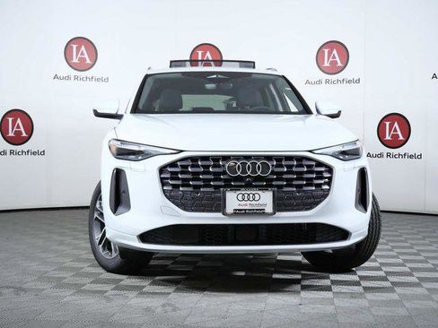 New 2025 Audi Q5 Premium Plus image 3