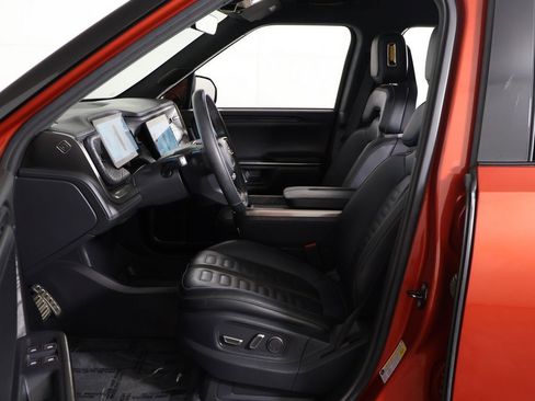 Used 2022 Rivian R1T Adventure image 28