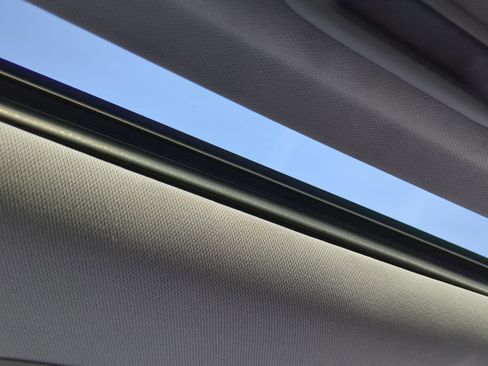 Used 2020 Honda CR-V EX image 17